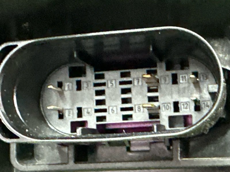 Фары передние Mercedes-Benz C-Class W206