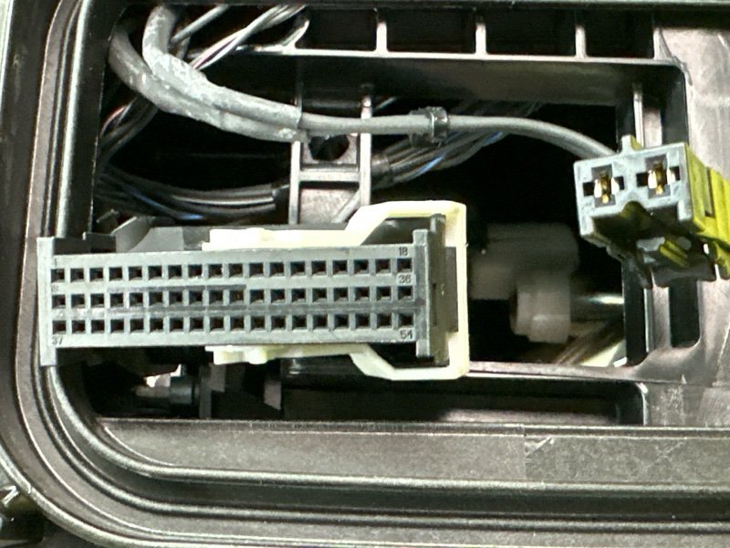 Фары передние Mercedes-Benz C-Class W206