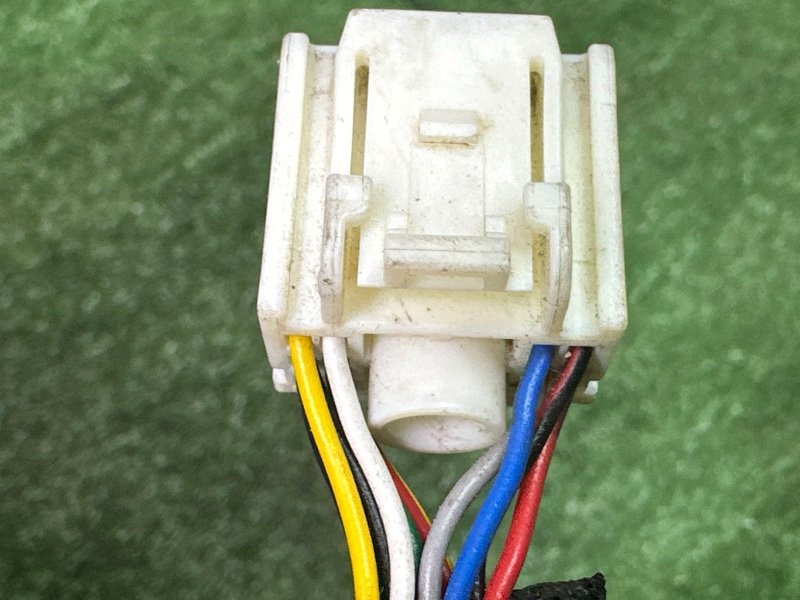 Зеркало заднего вида боковое Kia Carnival 4 KA4