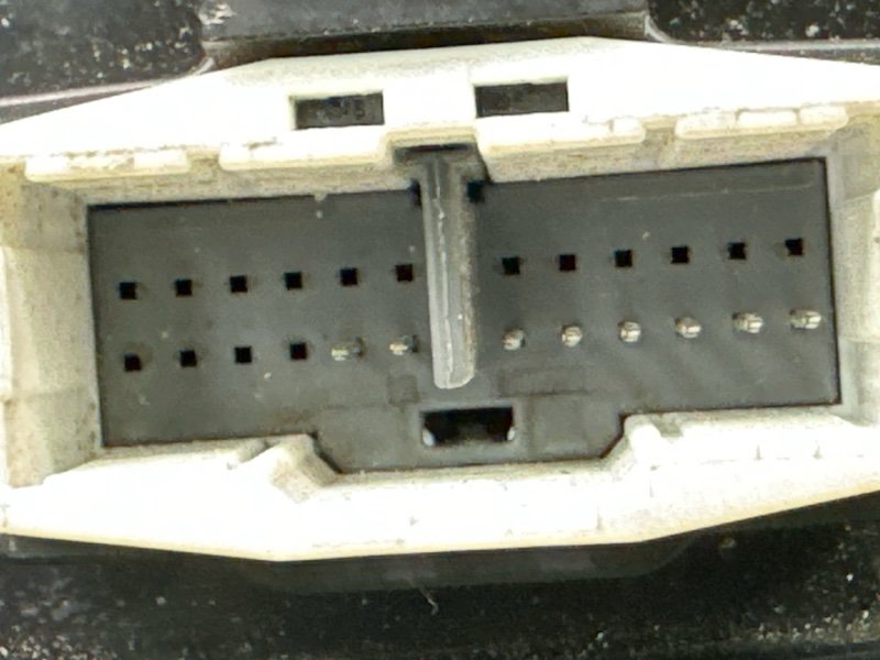 Зеркало заднего вида боковое Kia Carnival 3 YP