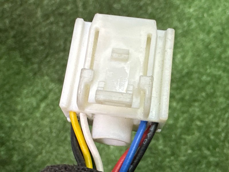 Зеркало заднего вида боковое Kia Carnival 4 KA4