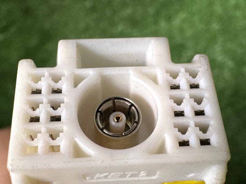 Зеркало заднего вида боковое Kia Carnival 4 KA4