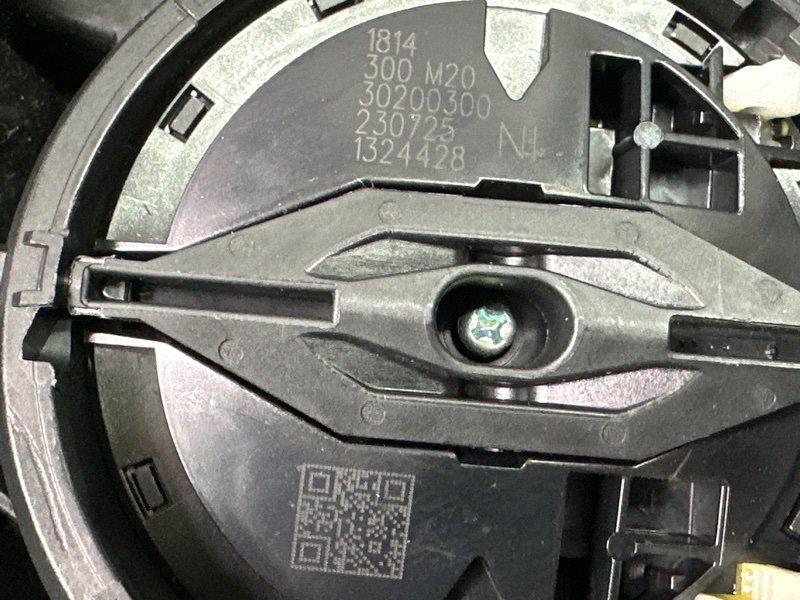 Зеркало заднего вида боковое Kia Carnival 4 KA4