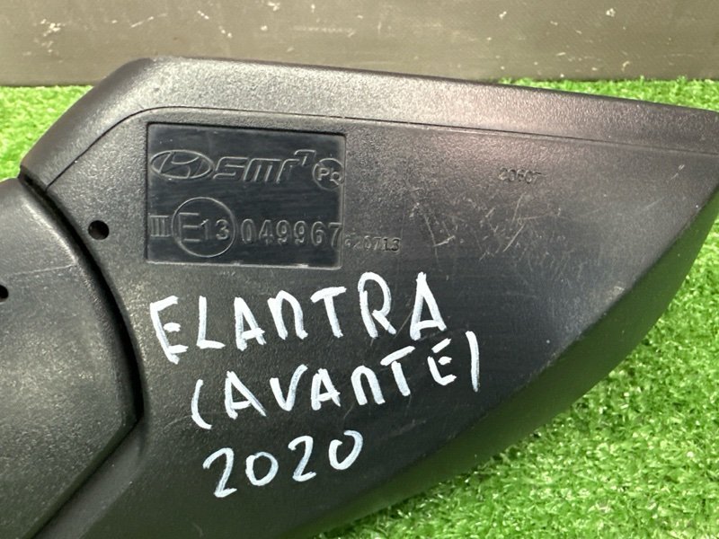 Зеркало заднего вида боковое Hyundai Elantra 7 CN7