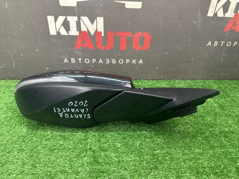 Зеркало заднего вида боковое Hyundai Elantra 7 CN7