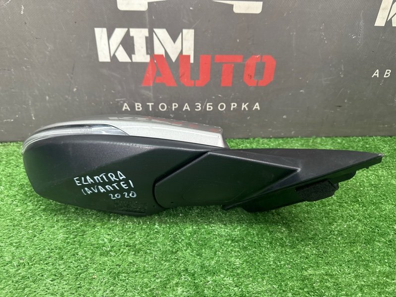 Зеркало заднего вида боковое Hyundai Elantra 7 CN7