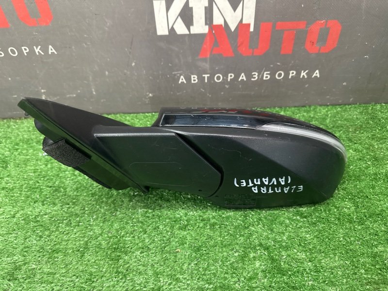 Зеркало заднего вида боковое Hyundai Elantra 7 CN7