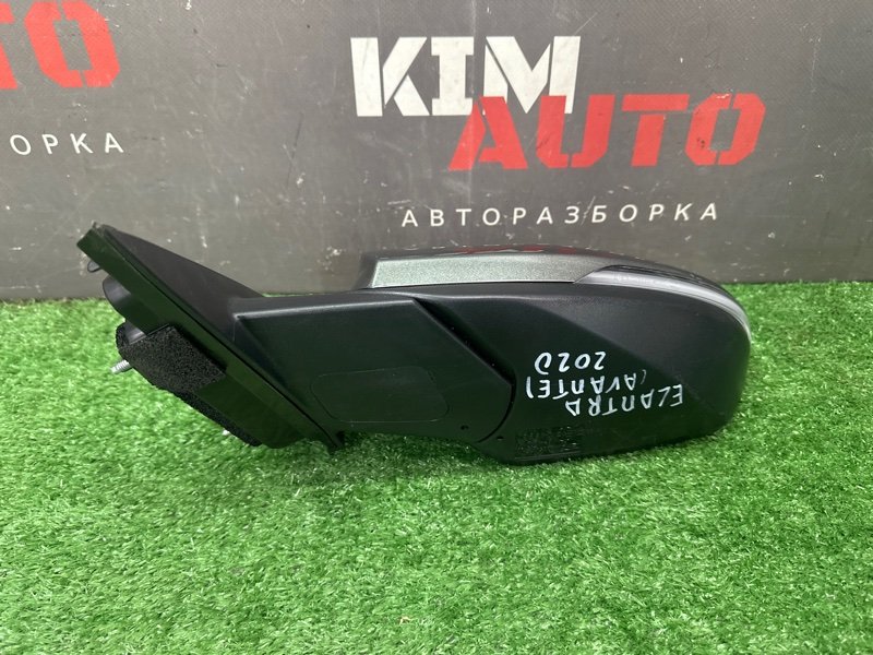 Зеркало заднего вида боковое Hyundai Elantra 7 CN7