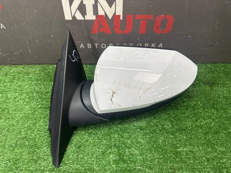 Зеркало заднего вида боковое Hyundai Elantra 7 CN7