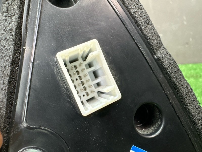 Зеркало заднего вида боковое Hyundai Elantra 7 CN7