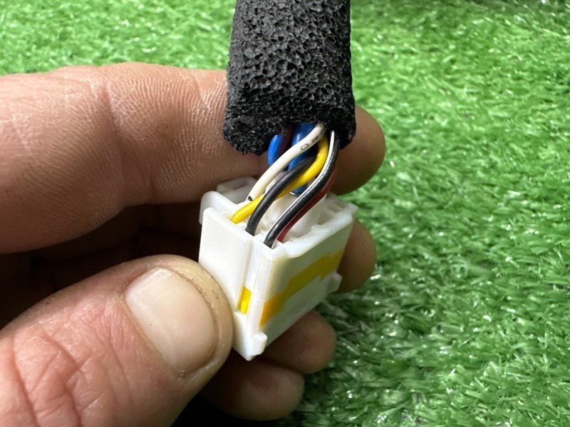 Зеркало заднего вида боковое Kia Carnival 4 KA4