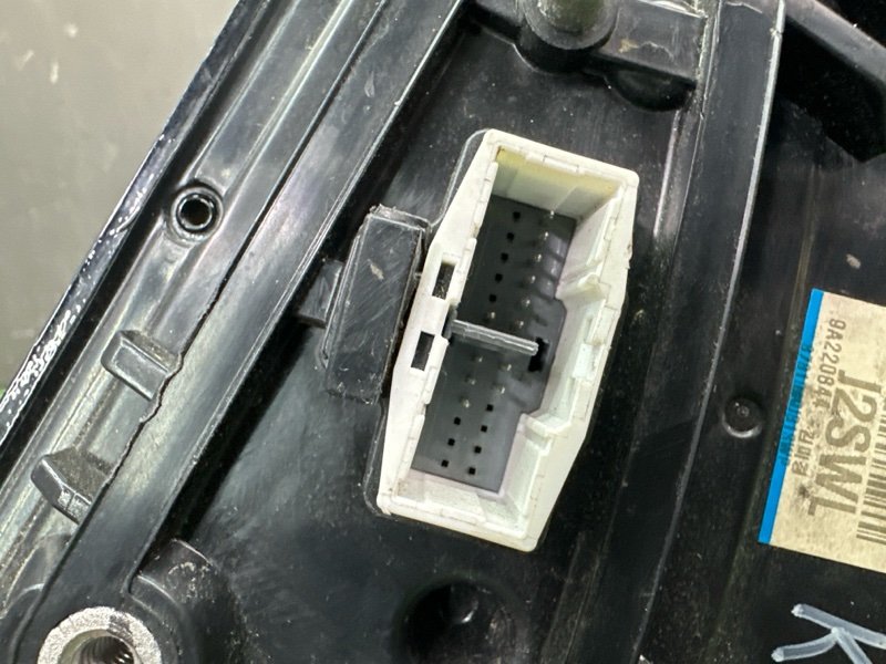 Зеркало заднего вида боковое Kia Carnival 3 YP