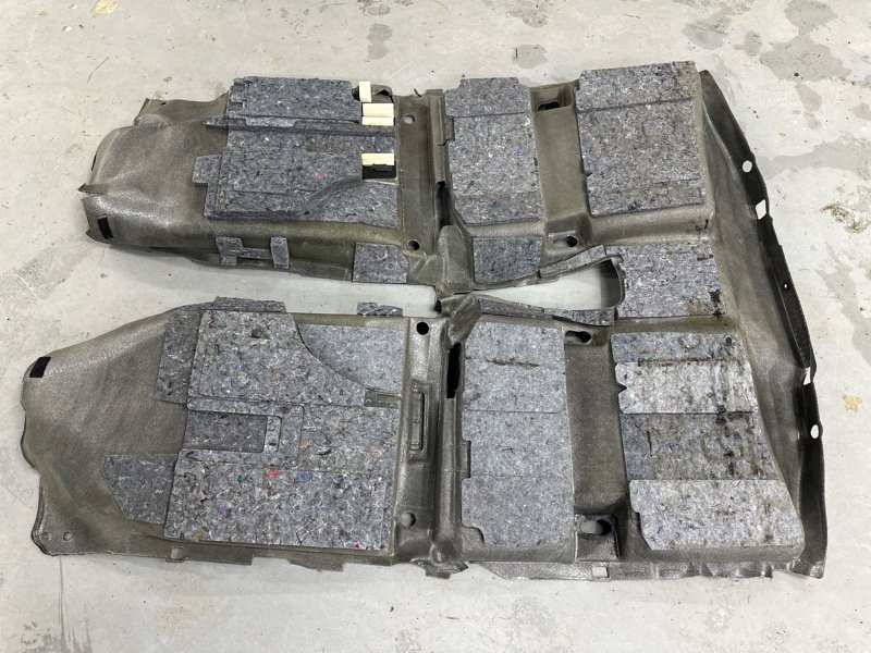 Ковер пола Kia Rio 4 2018