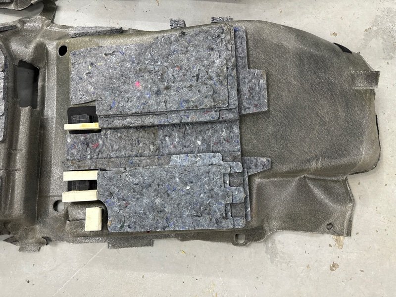 Ковер пола Kia Rio 4 2018