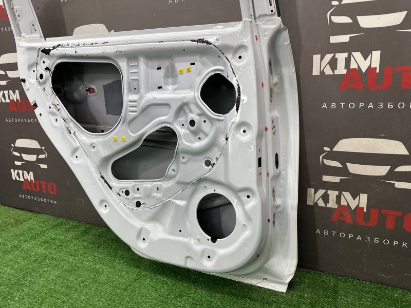 Дверь Kia Rio 4 2018