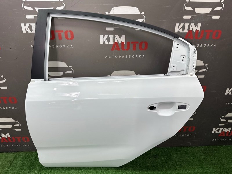 Дверь Kia Rio 4 2018