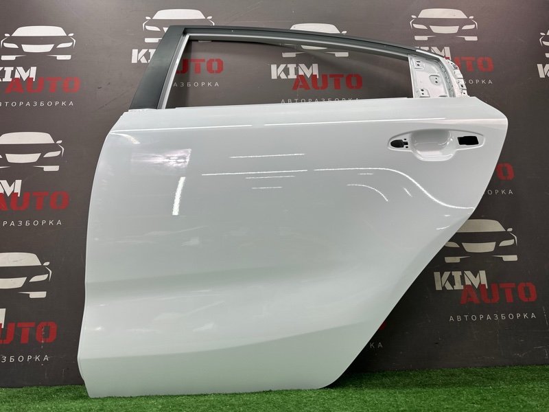 Дверь Kia Rio 4 2018