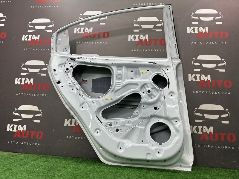 Дверь Kia Rio 4 2018