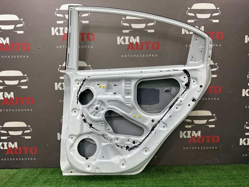 Дверь Kia Rio 4 2018