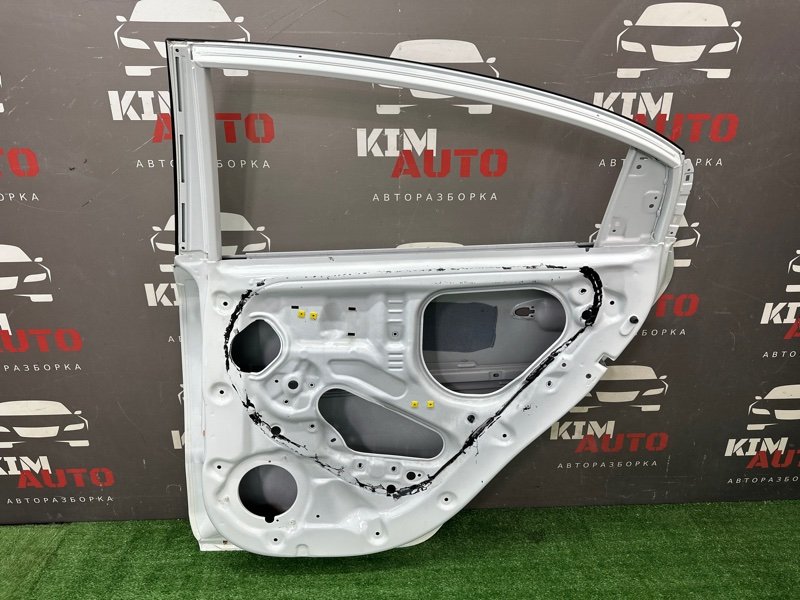 Дверь Kia Rio 4 2018