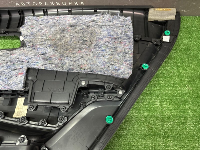 Обшивка двери Kia Rio 4 2018