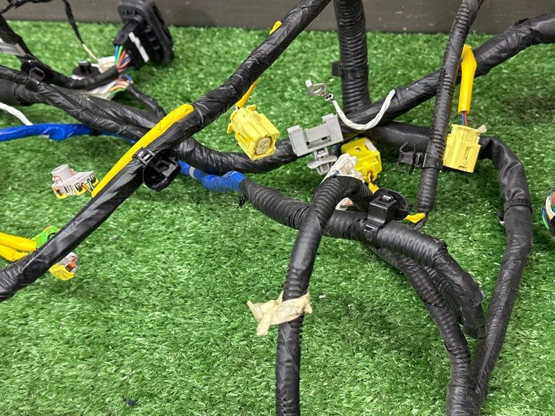 Проводка салона Kia Rio 4 2018