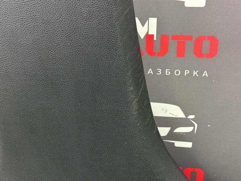 Накладка центральной стойки нижняя Kia Rio 4 2018