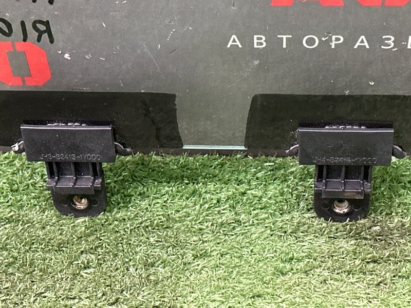 Стекло двери Kia Rio 4 2018