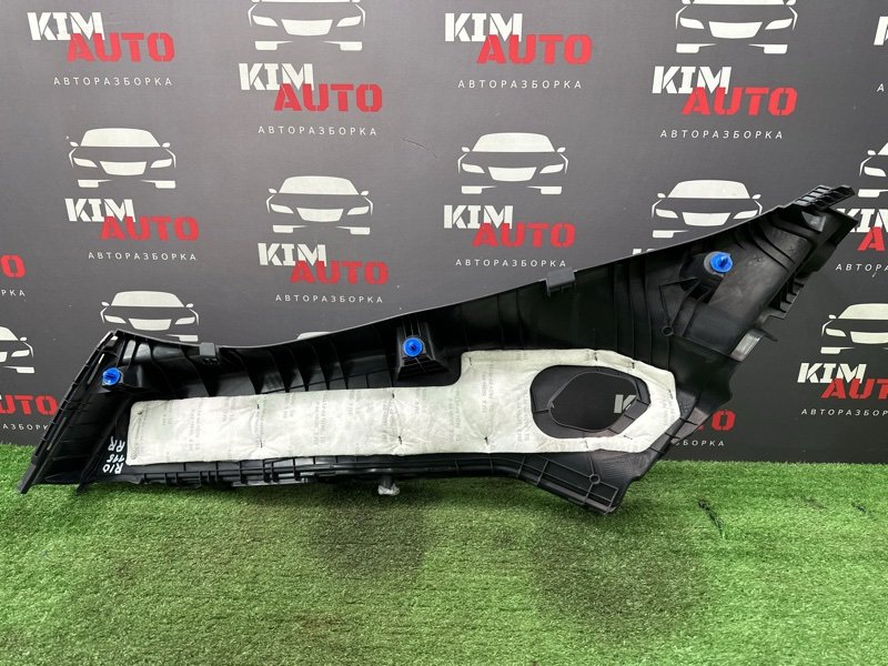 Накладка стойки кузова Kia Rio 4 2018