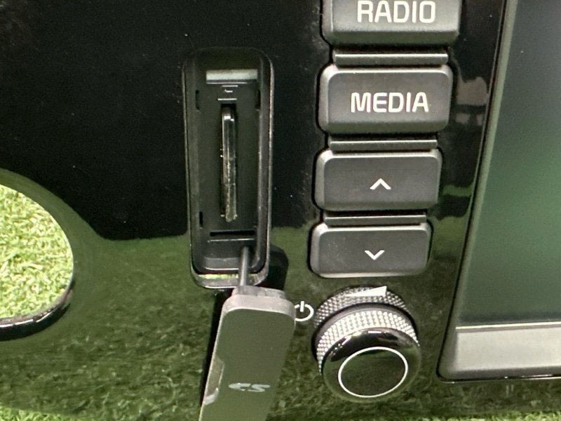 Магнитола штатная Kia Rio 4 2018