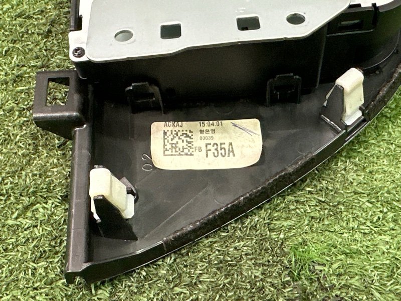 Магнитола штатная Kia Rio 4 2018