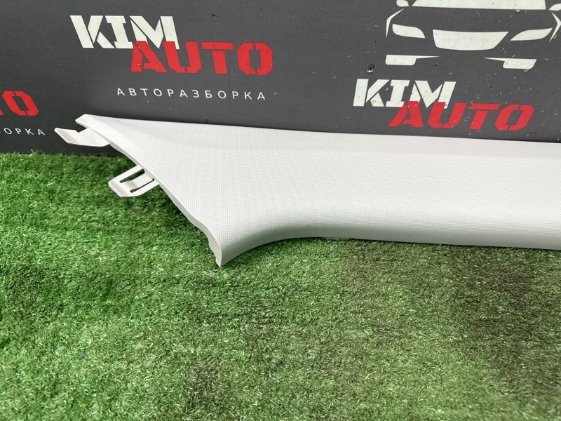 Накладка стойки лобового стекла Kia Rio 4 2018