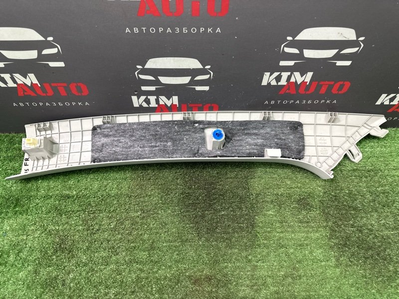 Накладка стойки лобового стекла Kia Rio 4 2018