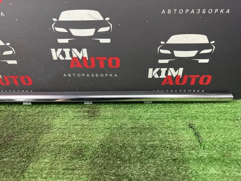 Уплотнитель стекла наружный(Бархотка) Хром Kia Rio 4 2018