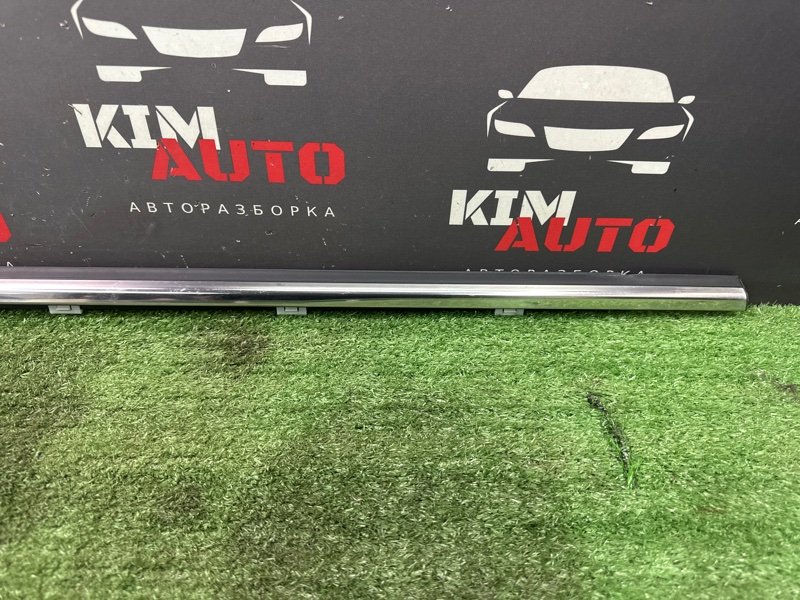 Уплотнитель стекла наружный(Бархотка) Хром Kia Rio 4 2018