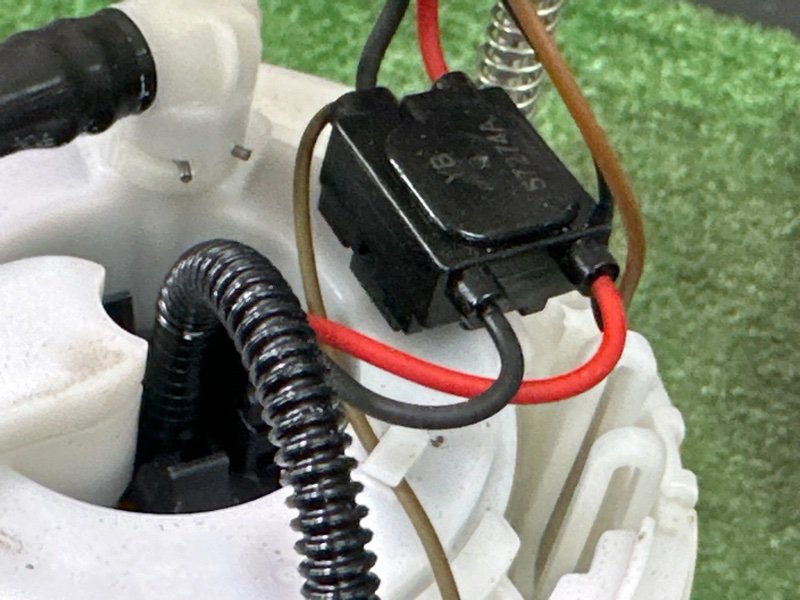 Насос топливный (Бензонасос) Kia Rio 4 2018