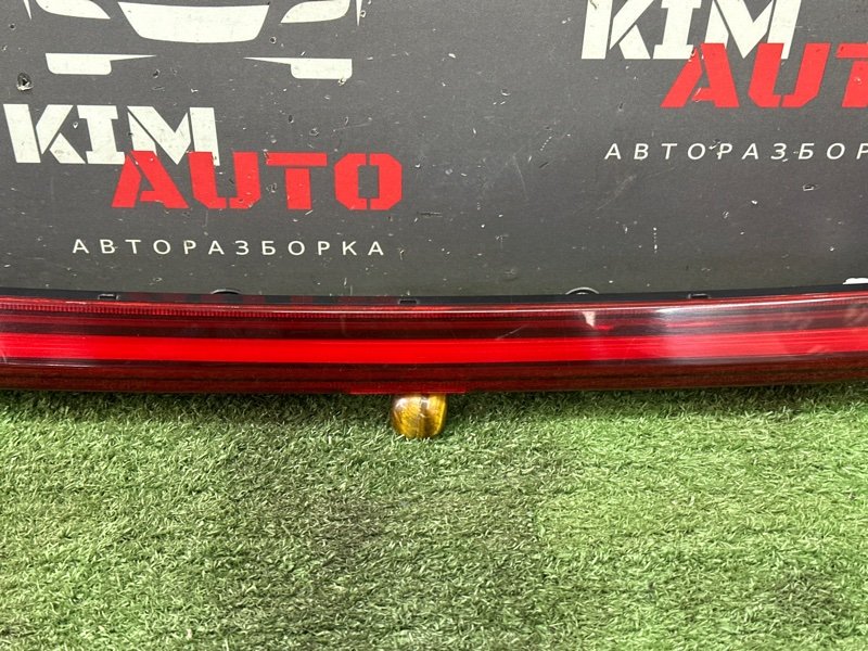 Фонарь в крышку багажника Kia Rio 4 2018