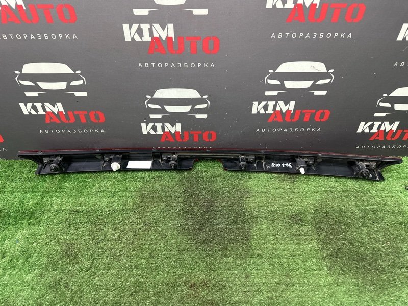 Фонарь в крышку багажника Kia Rio 4 2018