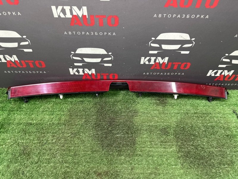 Фонарь в крышку багажника Kia Rio 4 2018
