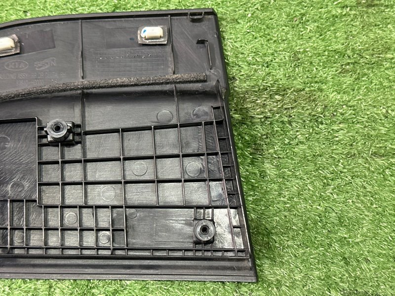 Накладка двери наружная Kia Rio 4 2018