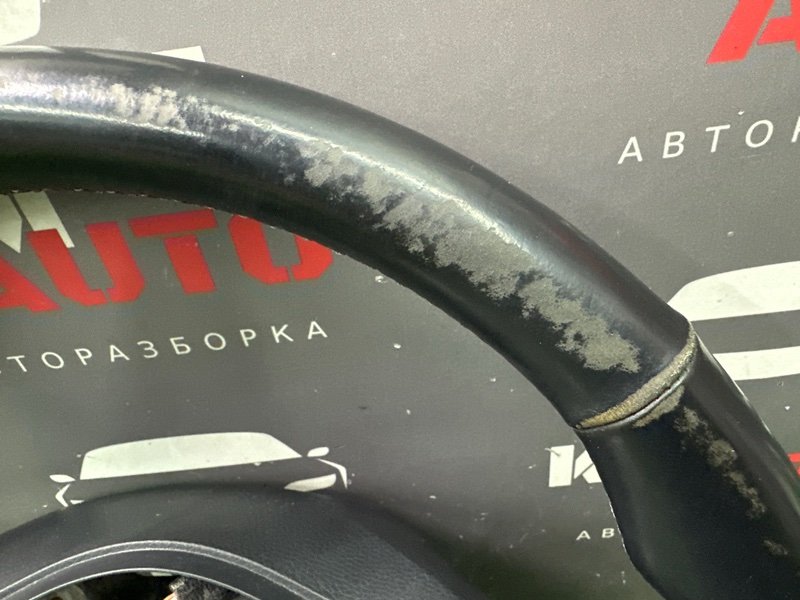 Руль кожаный с кнопками Kia Rio 4 2018