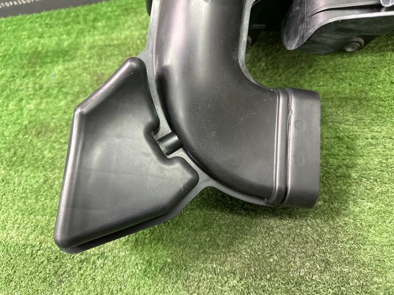 Резонатор воздушного фильтра Kia Rio 4 2018