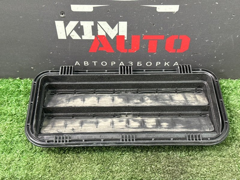 Решетка вентиляционная Kia Rio 4 2018