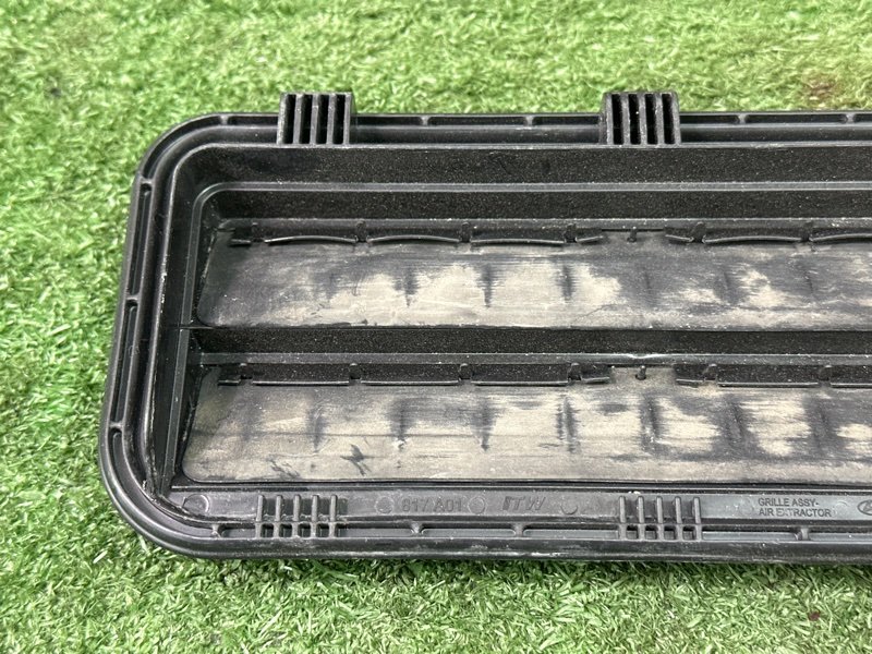 Решетка вентиляционная Kia Rio 4 2018