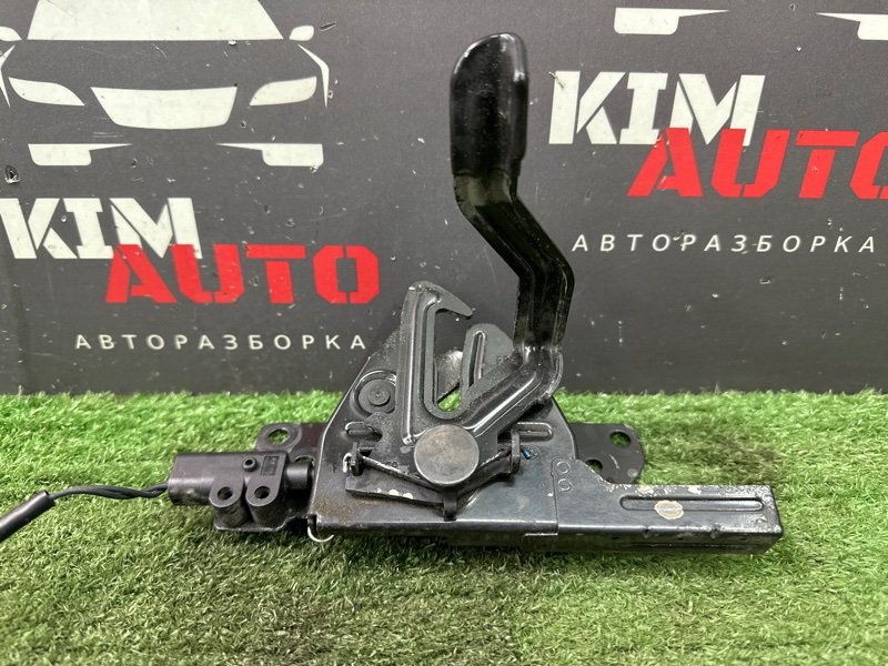 Замок капота Kia Rio 4 2018