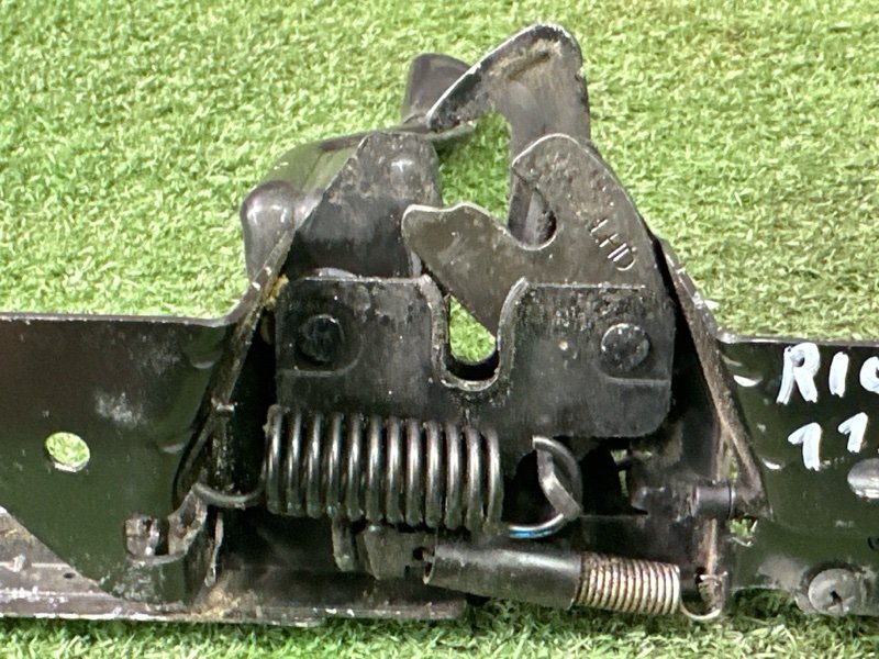 Замок капота Kia Rio 4 2018