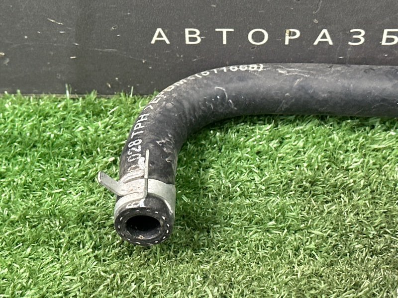 Патрубок охлаждения Kia Rio 4 2018