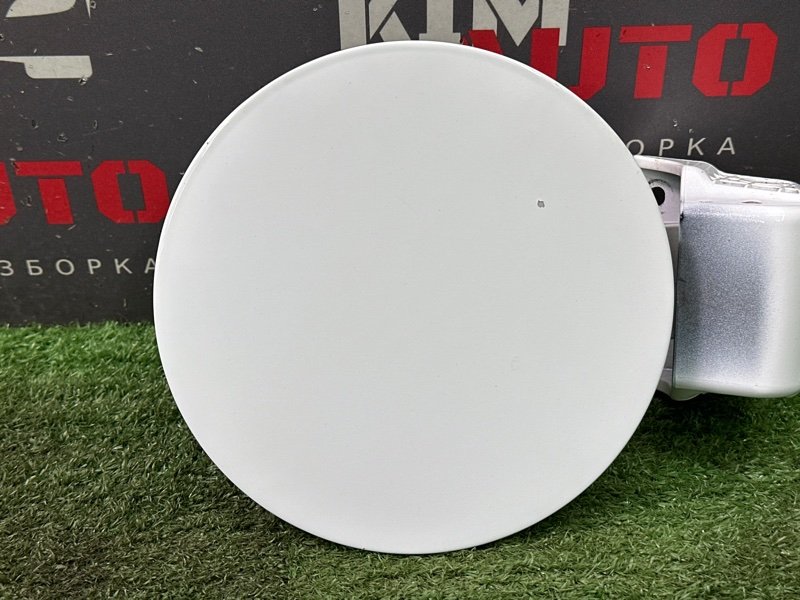 Лючок бензобака Kia Rio 4 2018