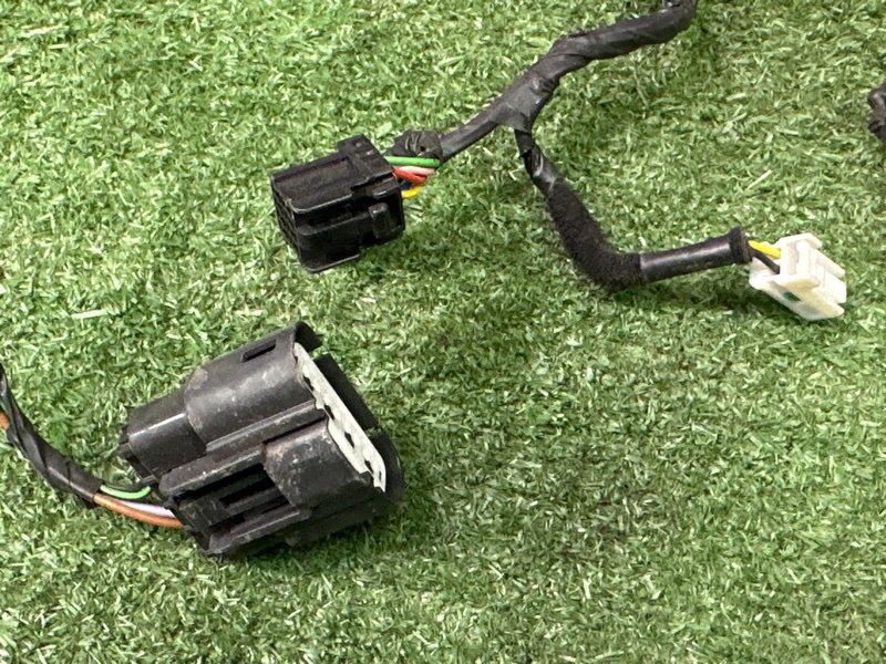 Проводка двери Kia Rio 4 2018