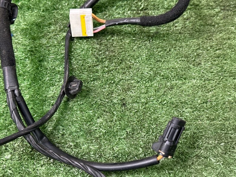 Проводка двери Kia Rio 4 2018